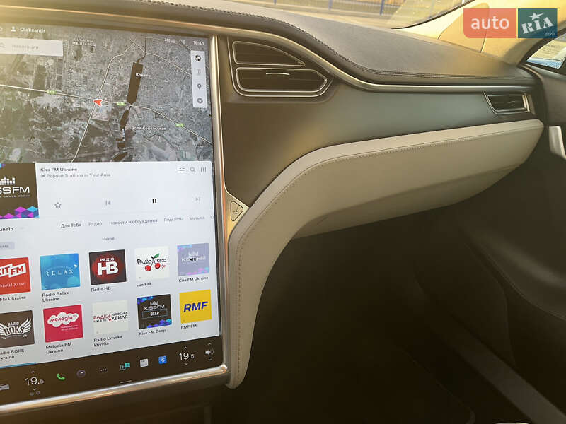 Лифтбек Tesla Model S 2013 в Ковеле