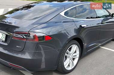 Лифтбек Tesla Model S 2015 в Киеве