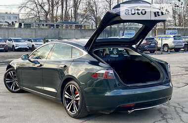 Лифтбек Tesla Model S 2013 в Киеве