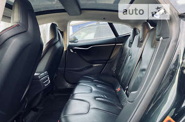 Лифтбек Tesla Model S 2013 в Киеве