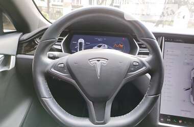 Лифтбек Tesla Model S 2018 в 