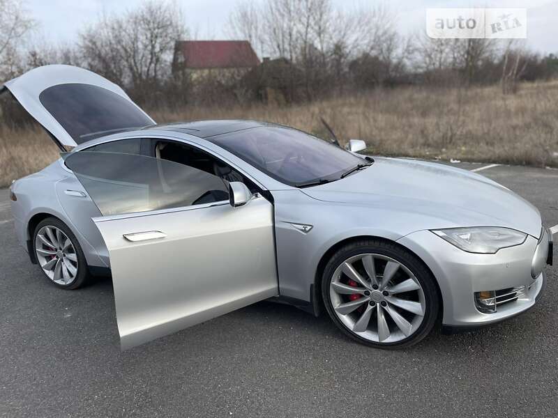 Ліфтбек Tesla Model S 2013 в Києві фото 3 Ліфтбек Tesla Model S 2013 в Києві