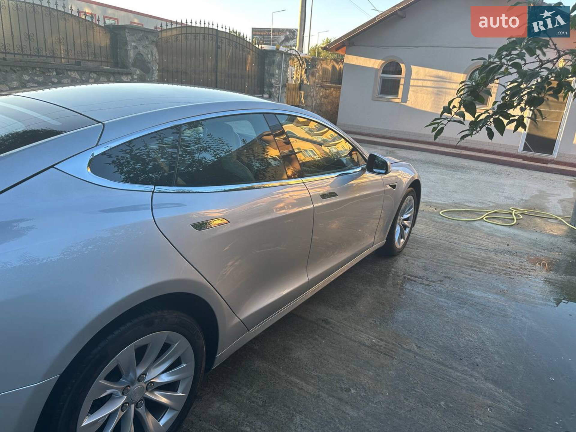 2016 Tesla Model S - мініатюра 6