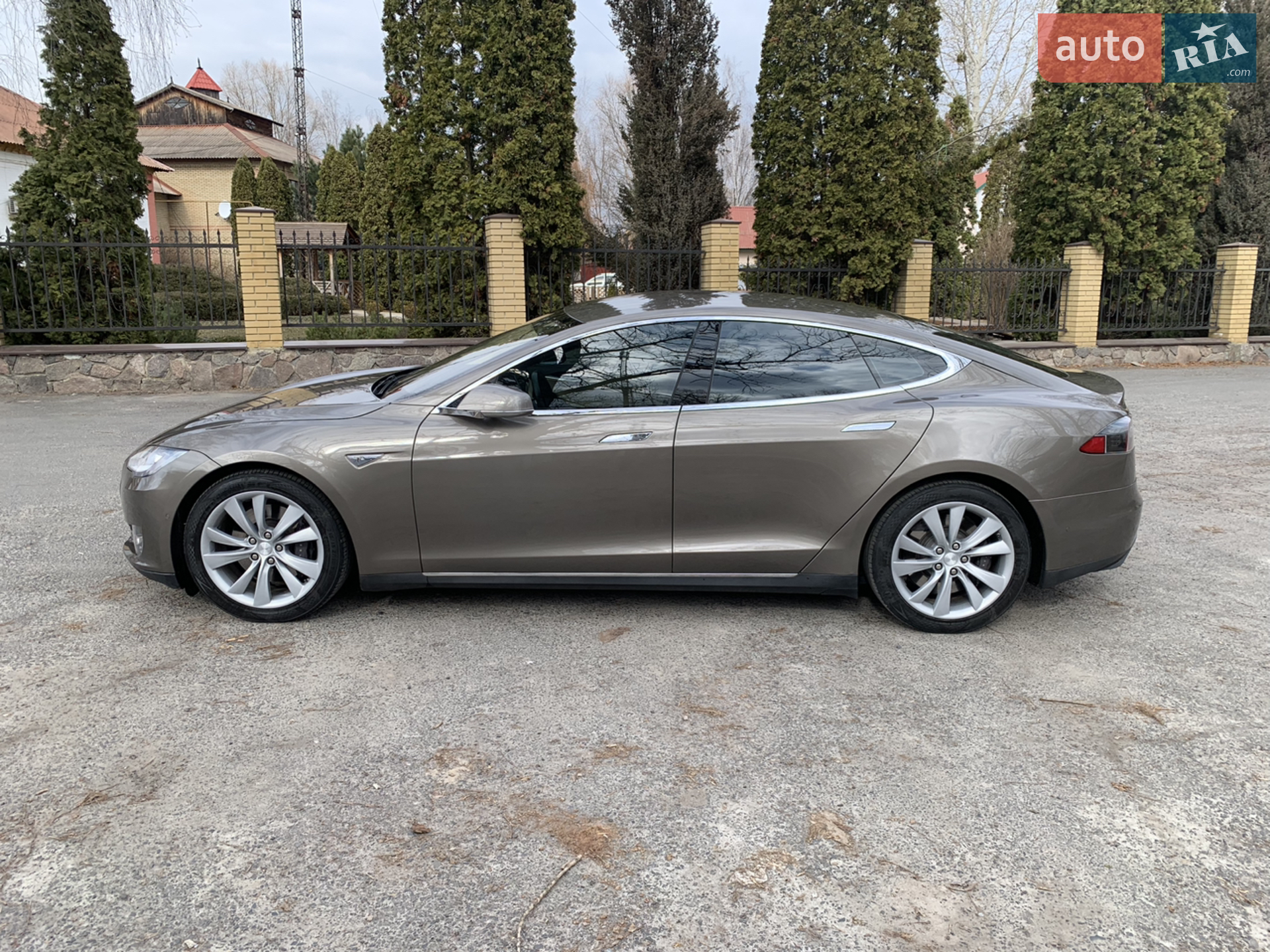 2015 Tesla Model S - мініатюра 15