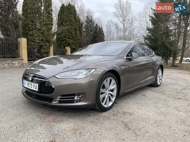 Tesla Model S