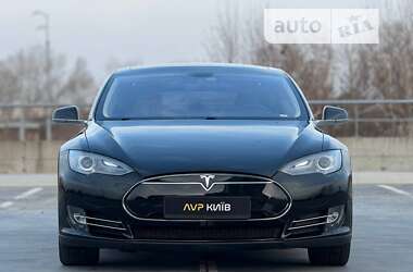 Ліфтбек Tesla Model S 2014 в Києві