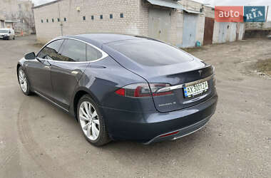 Лифтбек Tesla Model S 2014 в Харькове