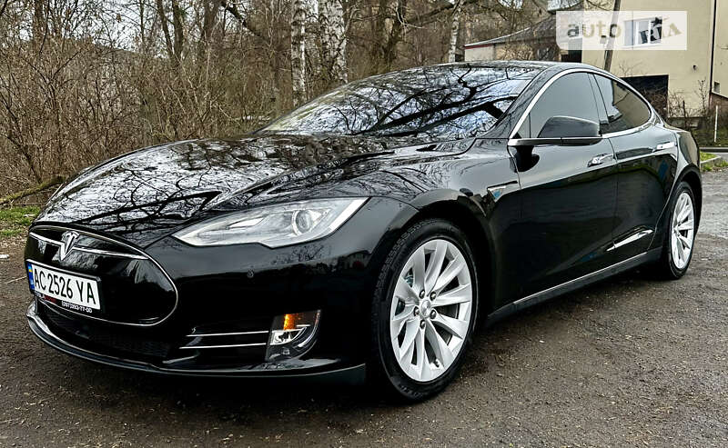 Ліфтбек Tesla Model S 2014 в Луцьку