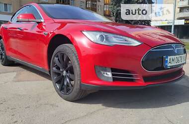 Ліфтбек Tesla Model S 2014 в Житомирі