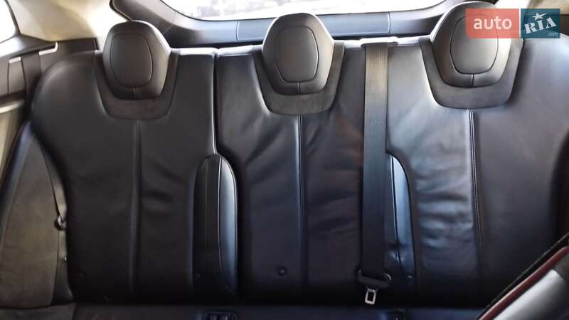 Лифтбек Tesla Model S 2013 в Львове