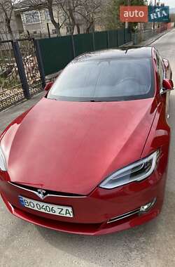 Лифтбек Tesla Model S 2017 в Любомле