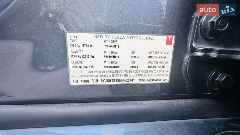 Ліфтбек Tesla Model S 2014 в Києві