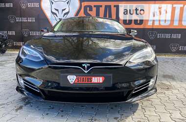 Лифтбек Tesla Model S 2017 в Хмельницком