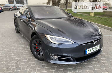 Ліфтбек Tesla Model S 2020 в Вінниці