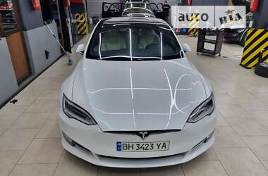 Ліфтбек Tesla Model S 2020 в Одесі