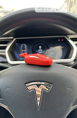 Лифтбек Tesla Model S 2014 в Львове