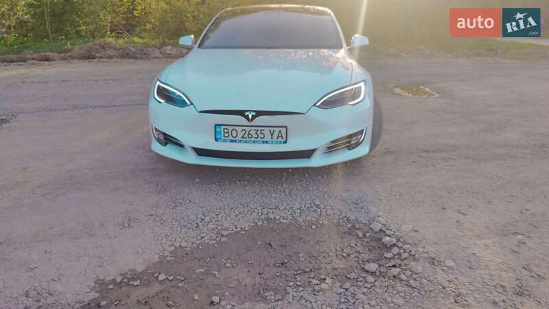 Лифтбек Tesla Model S 2016 в Чорткове фото 8 Лифтбек Tesla Model S 2016 в Чорткове
