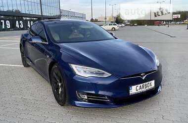 Ліфтбек Tesla Model S 2018 в Львові