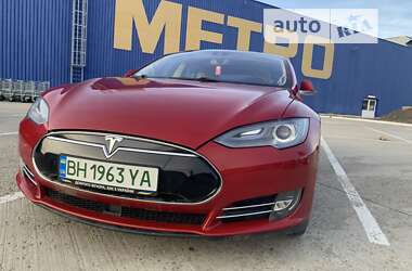 Ліфтбек Tesla Model S 2014 в Одесі