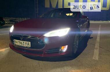 Лифтбек Tesla Model S 2014 в Одессе