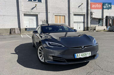 Лифтбек Tesla Model S 2018 в Буче