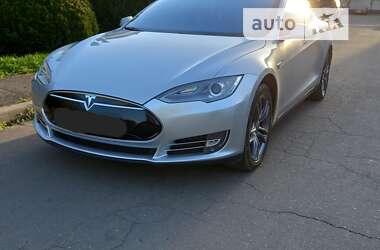 Лифтбек Tesla Model S 2013 в Кривом Роге
