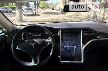 Лифтбек Tesla Model S 2013 в Сквире