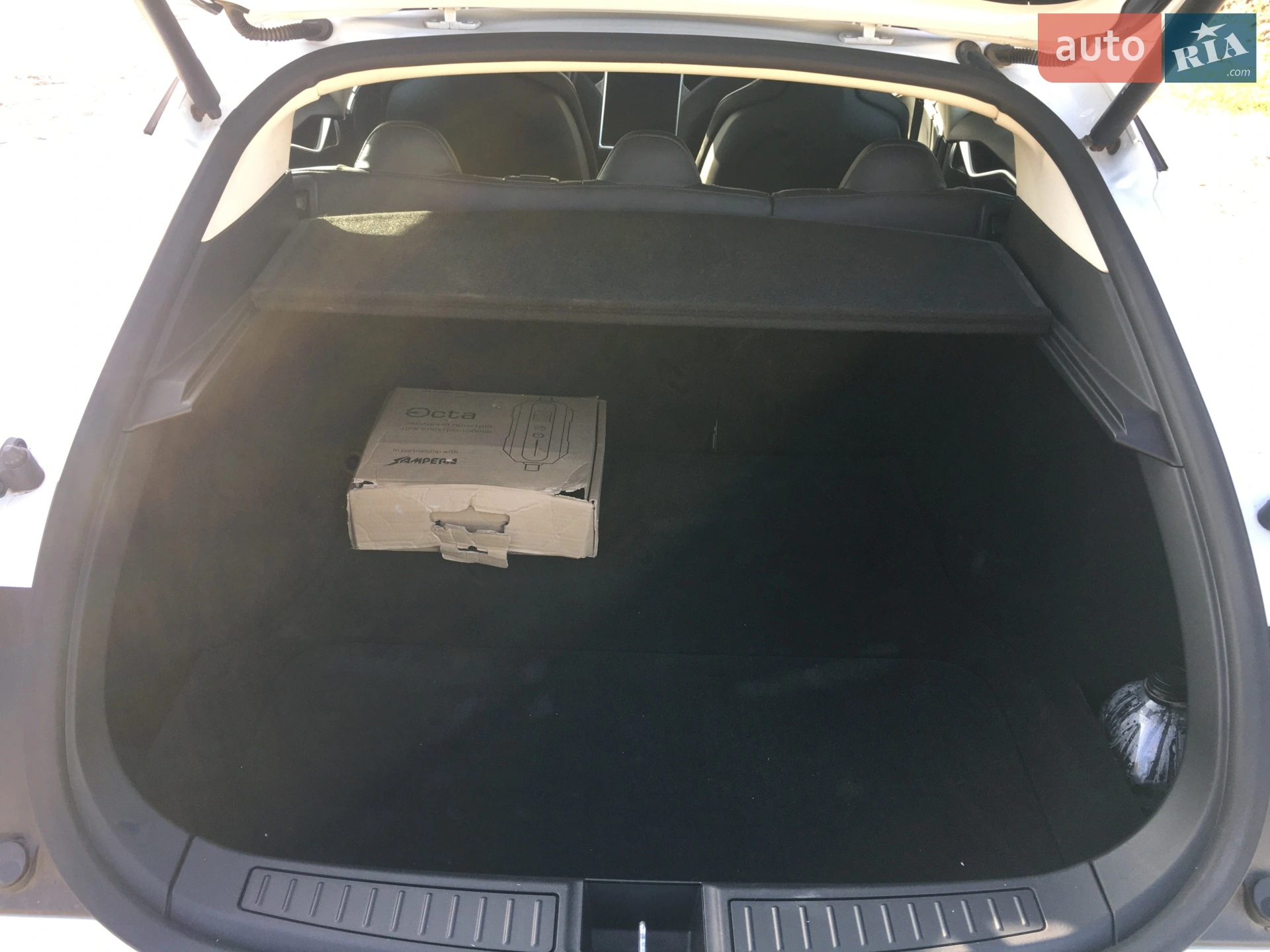 2014 Tesla Model S - мініатюра 12