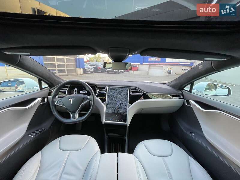 Лифтбек Tesla Model S 2015 в Одессе
