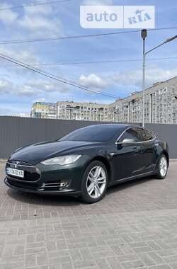 Лифтбек Tesla Model S 2013 в Днепре