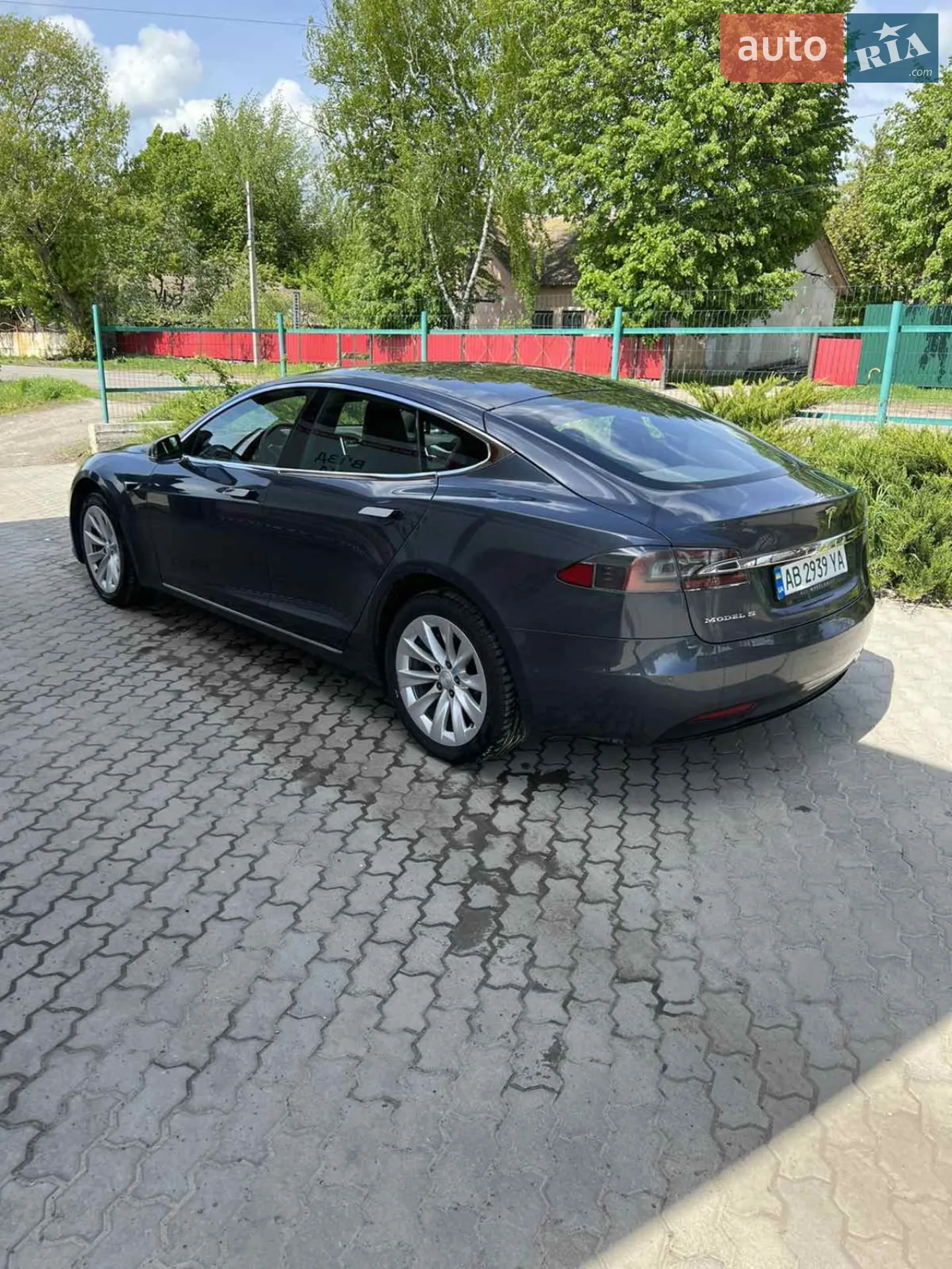 2016 Tesla Model S - мініатюра 9