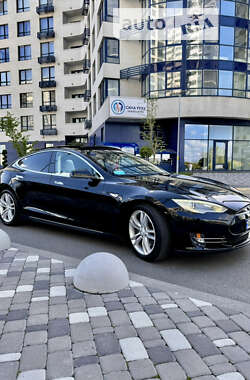 Лифтбек Tesla Model S 2012 в Киеве