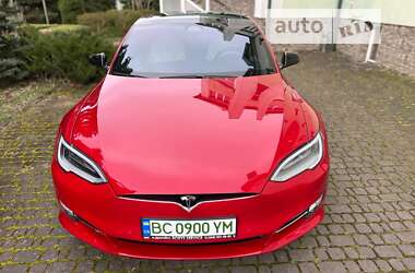 Лифтбек Tesla Model S 2017 в Трускавце