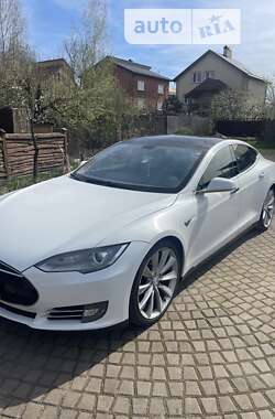 Лифтбек Tesla Model S 2013 в Червонограде