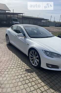 Лифтбек Tesla Model S 2013 в Червонограде