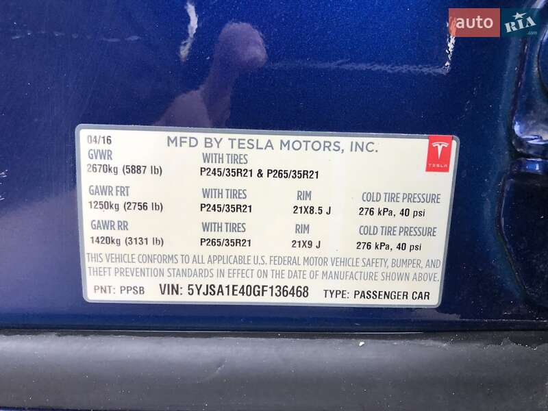 Ліфтбек Tesla Model S 2016 в Києві