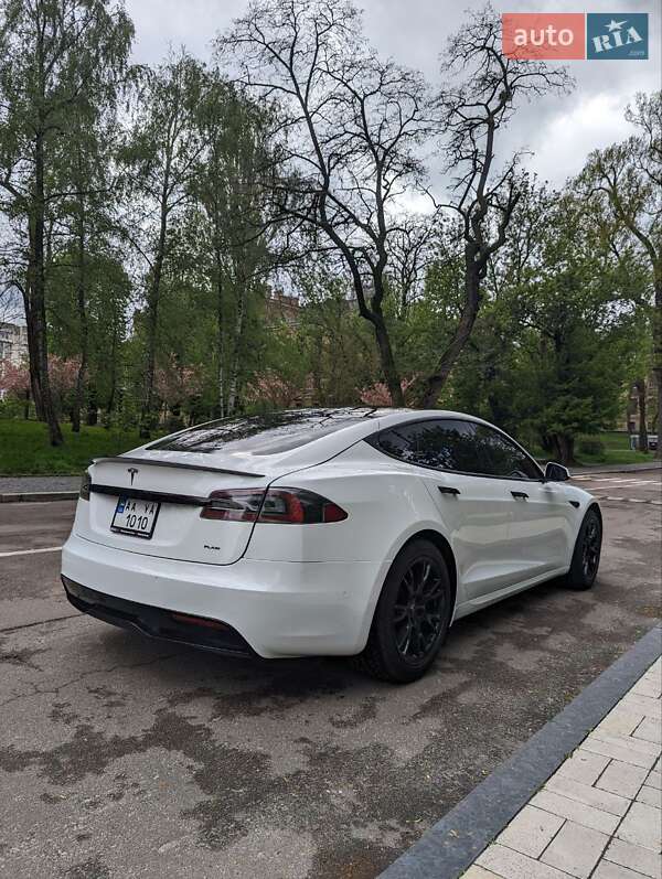 Ліфтбек Tesla Model S 2021 в Києві