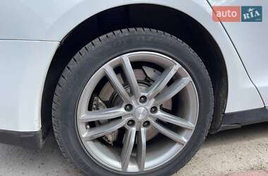 Лифтбек Tesla Model S 2014 в Киеве фото 4 Лифтбек Tesla Model S 2014 в Киеве