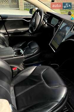 Лифтбек Tesla Model S 2014 в Киеве фото 8 Лифтбек Tesla Model S 2014 в Киеве