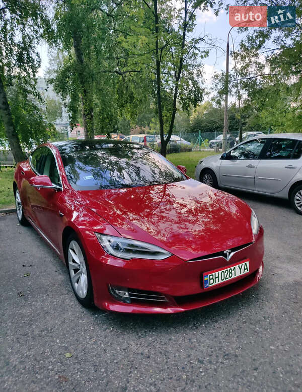 Tesla Model S 2017