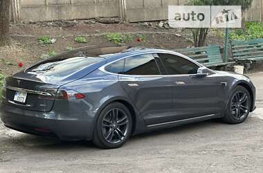 Лифтбек Tesla Model S 2018 в Кривом Роге