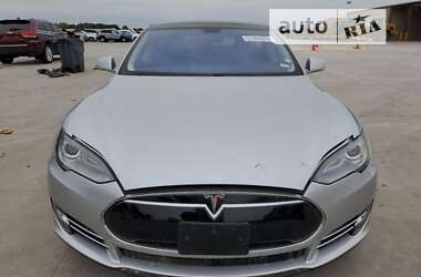 Лифтбек Tesla Model S 2014 в Червонограде