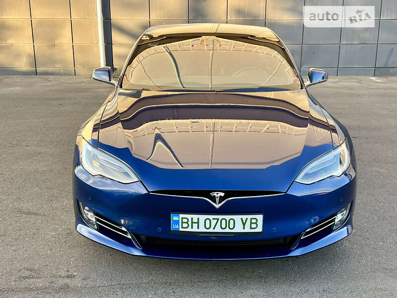 Tesla Model S 2017