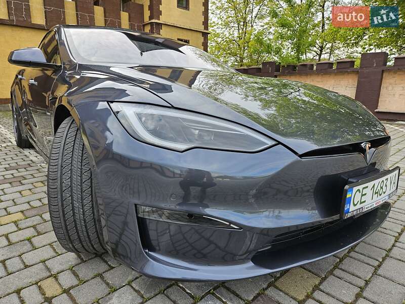 Лифтбек Tesla Model S 2022 в Черновцах