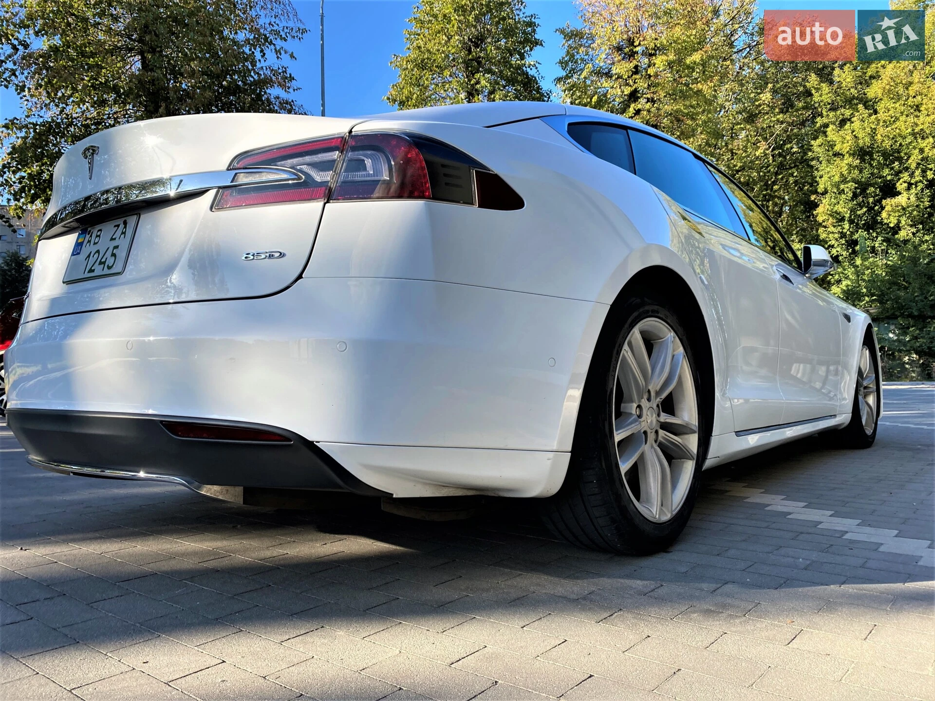 2015 Tesla Model S - мініатюра 13