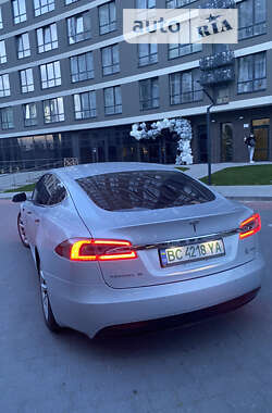 Ліфтбек Tesla Model S 2016 в Львові фото 20 Ліфтбек Tesla Model S 2016 в Львові