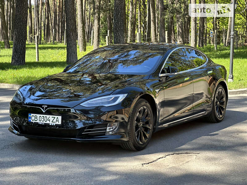 Ліфтбек Tesla Model S 2019 в Чернігові