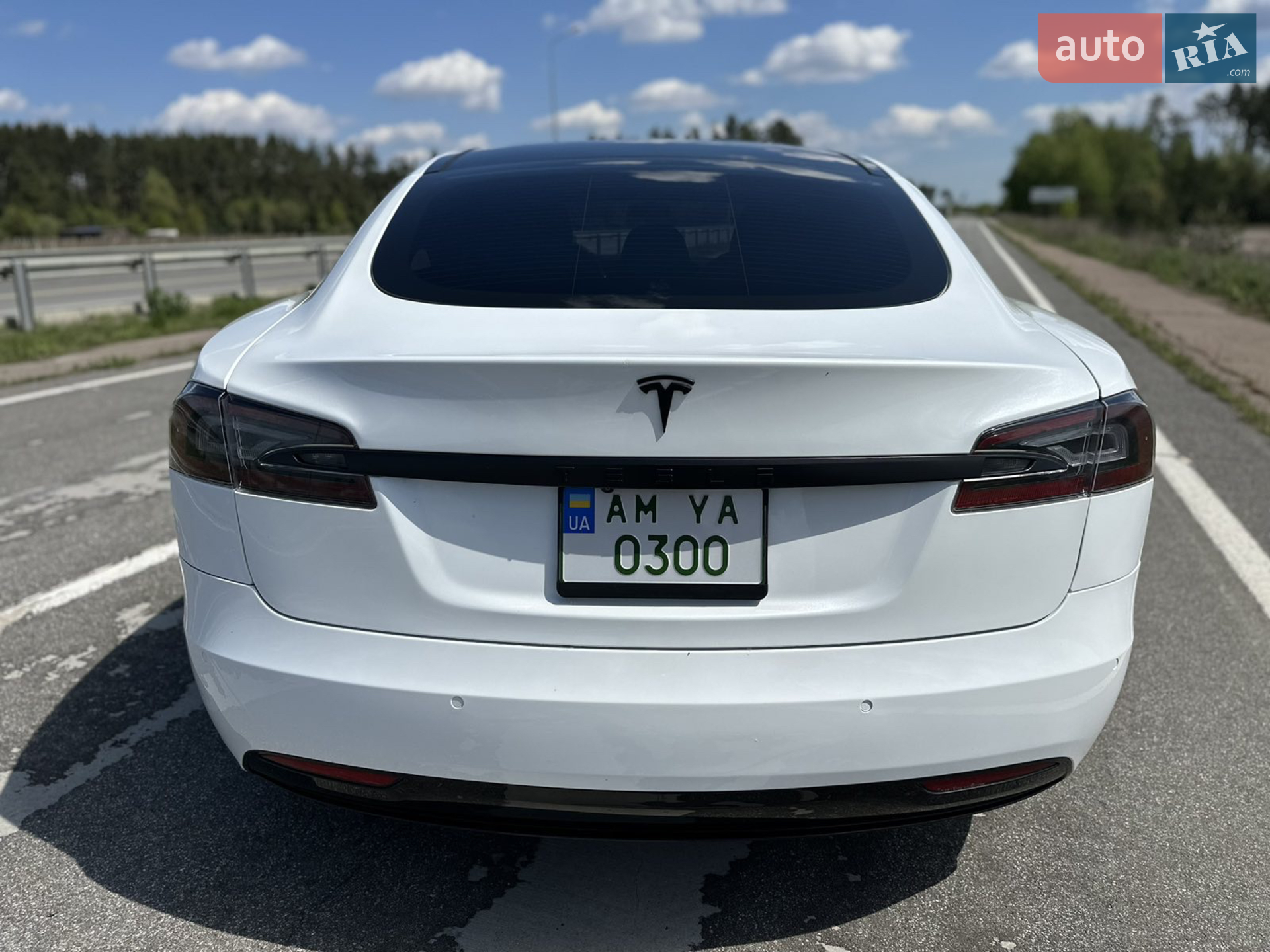 2017 Tesla Model S - мініатюра 9
