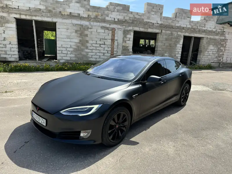 Tesla Model S