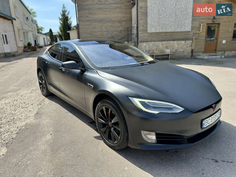 Ліфтбек Tesla Model S 2013 в Житомирі